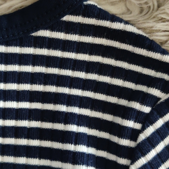 Top - Picture 9 of 9